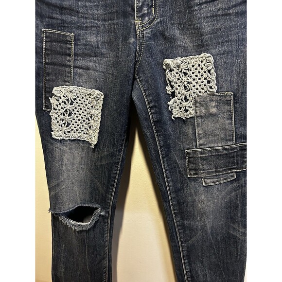 Dollhouse Patchwork Jeans Skinny Crop Juniors Size 9 Distressed Patchwork - Picture 2 of 9